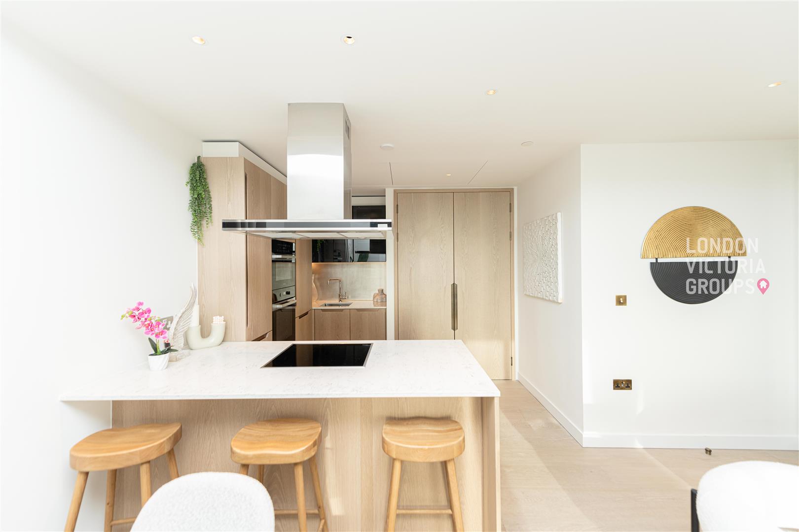 River Park Tower, 1 Nine Elms Lane, London